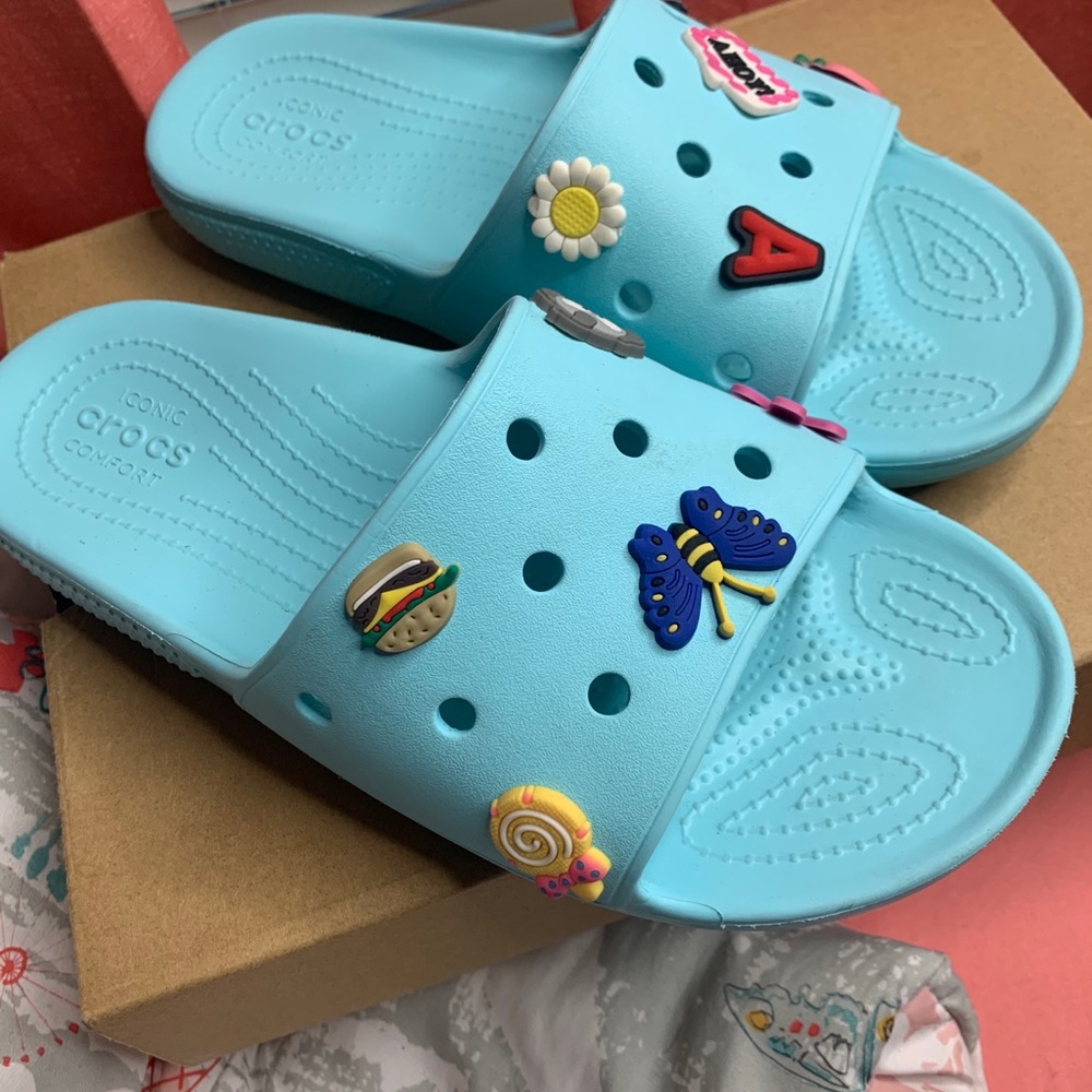 Crocs
